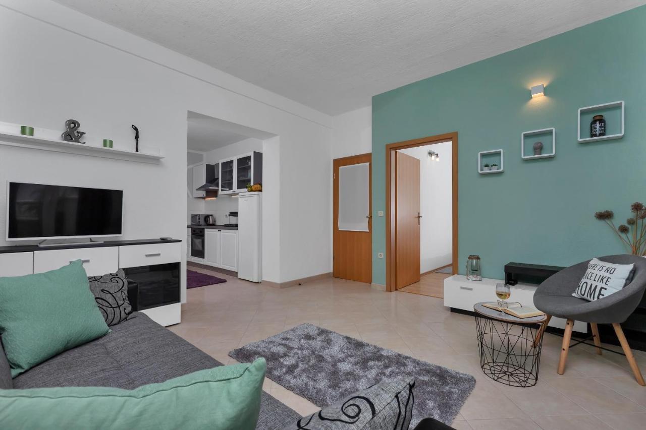 Apartmani Luna Baška Voda Exterior foto