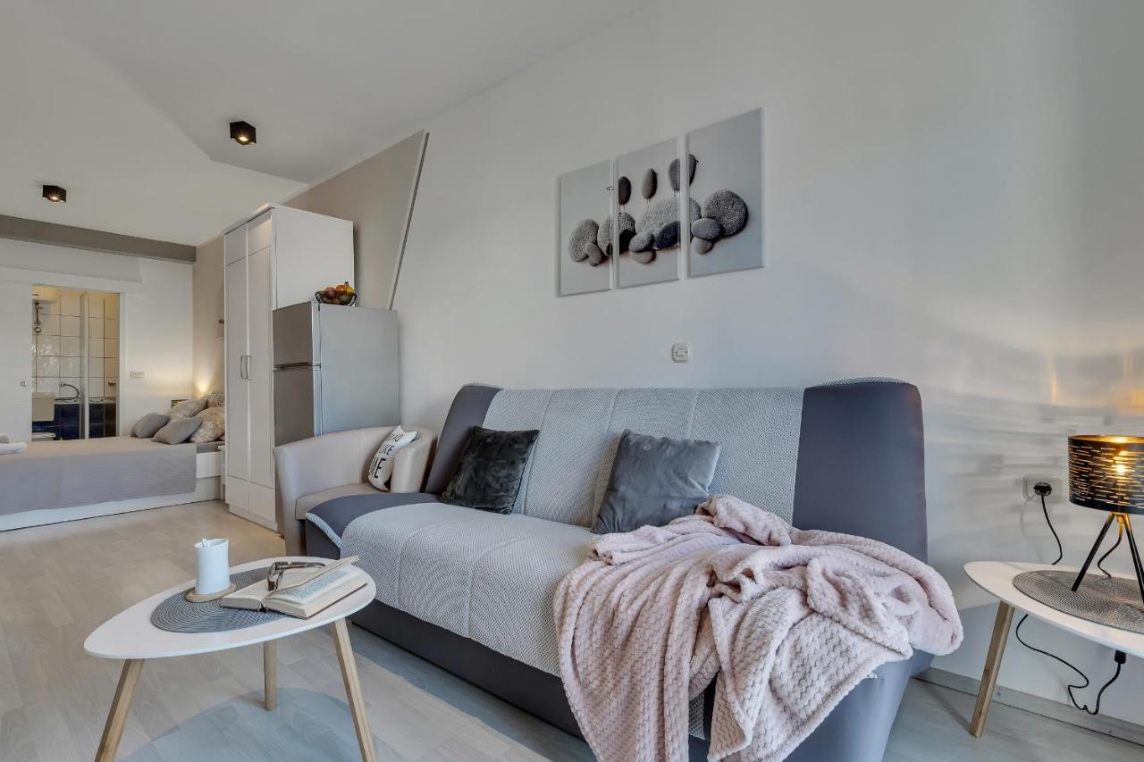 Apartmani Luna Baška Voda Exterior foto