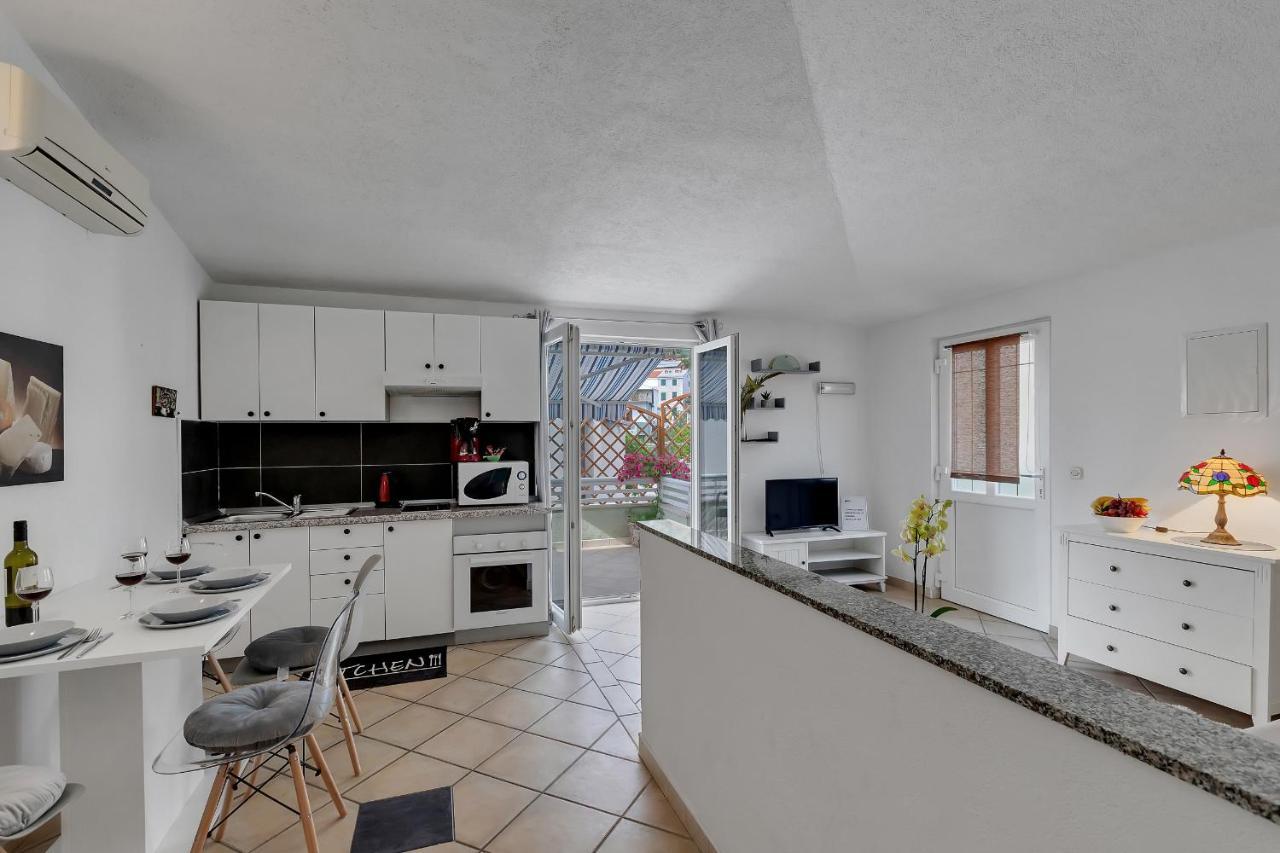 Apartmani Luna Baška Voda Exterior foto