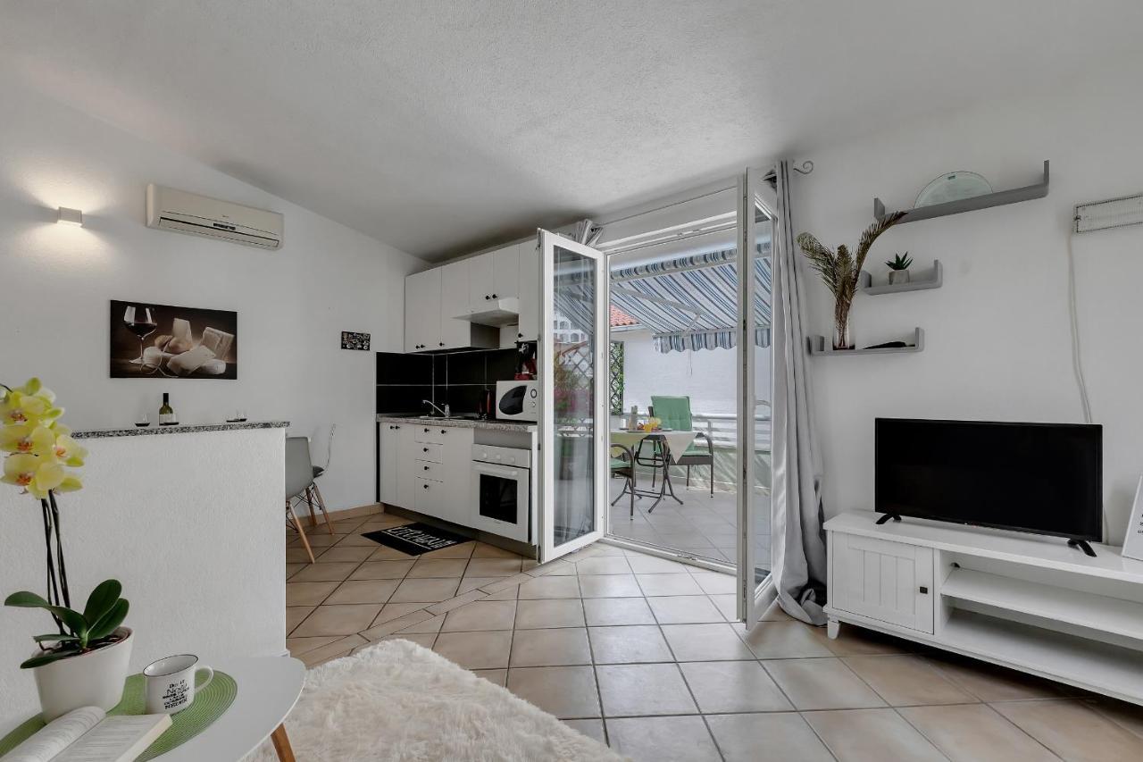 Apartmani Luna Baška Voda Exterior foto
