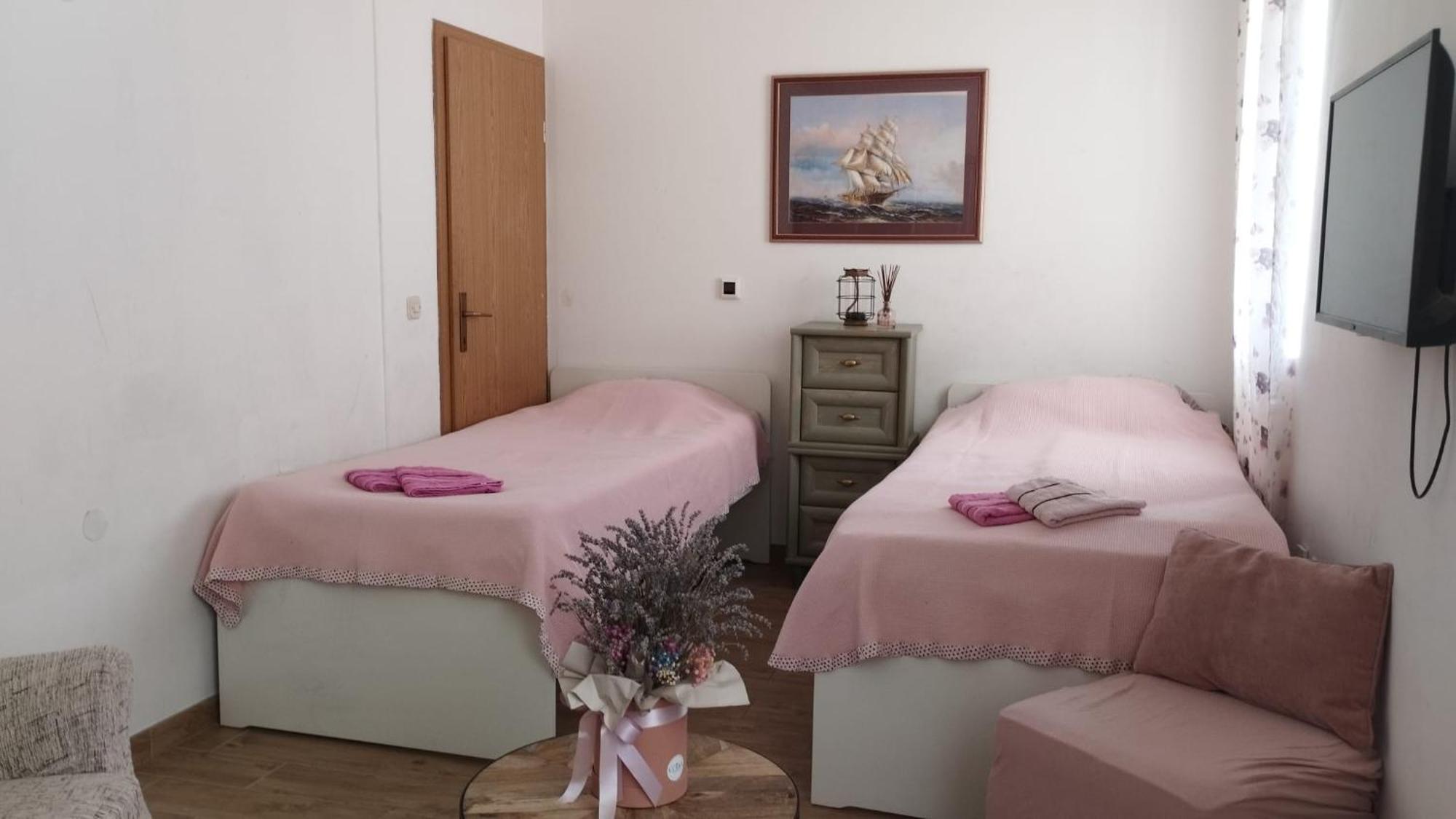Apartmani Luna Baška Voda Exterior foto
