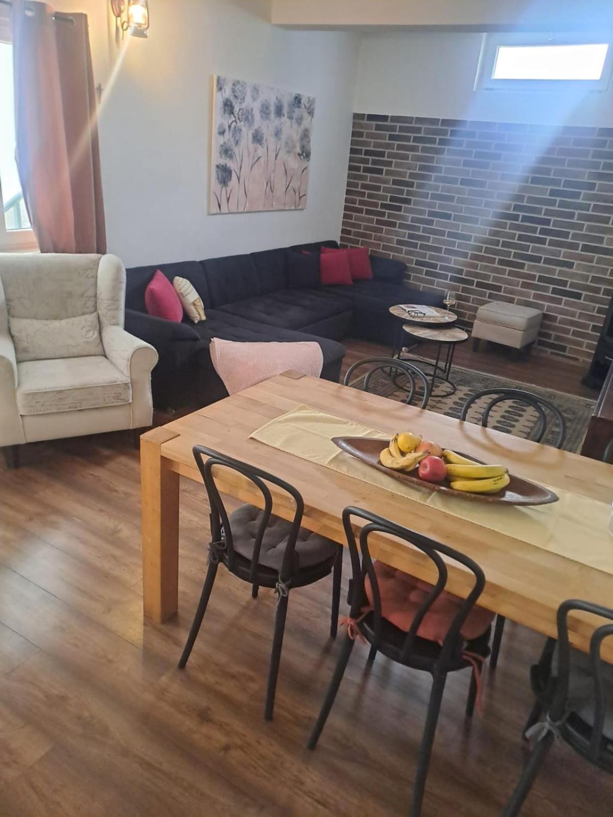 Apartmani Luna Baška Voda Exterior foto